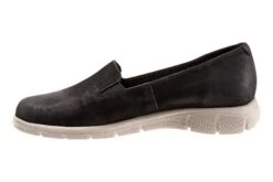 Universal -Women Shoes Store 3010 00749 2110 064 8